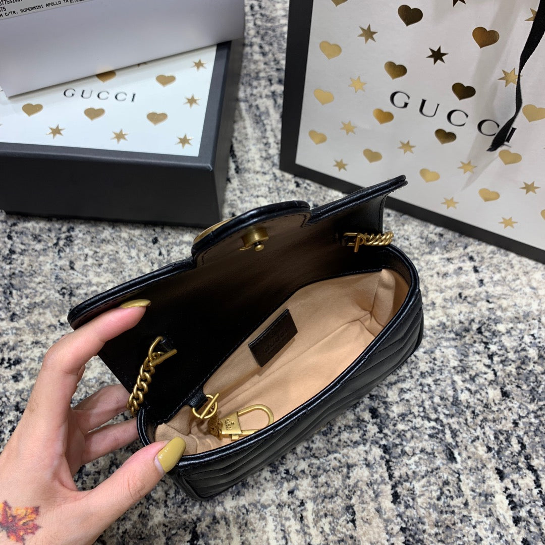 GG MARMONT MINI 16,5 CM EN CUIR DE VEAU NOIR QUINCAILLERIE DORÉ