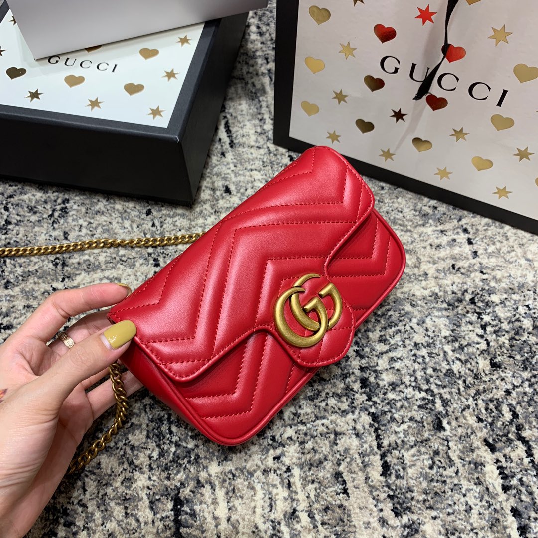 GG MARMONT MINI 16,5 CM EN CUIR DE VEAU ROUGE AVEC QUINCAILLERIE DORÉ