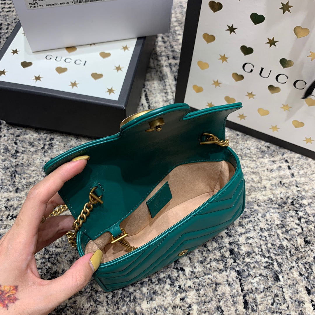 GG MARMONT MINI 16,5 CM EN CUIR DE VEAU TURQUOISE AVEC QUINCAILLERIE DORÉ