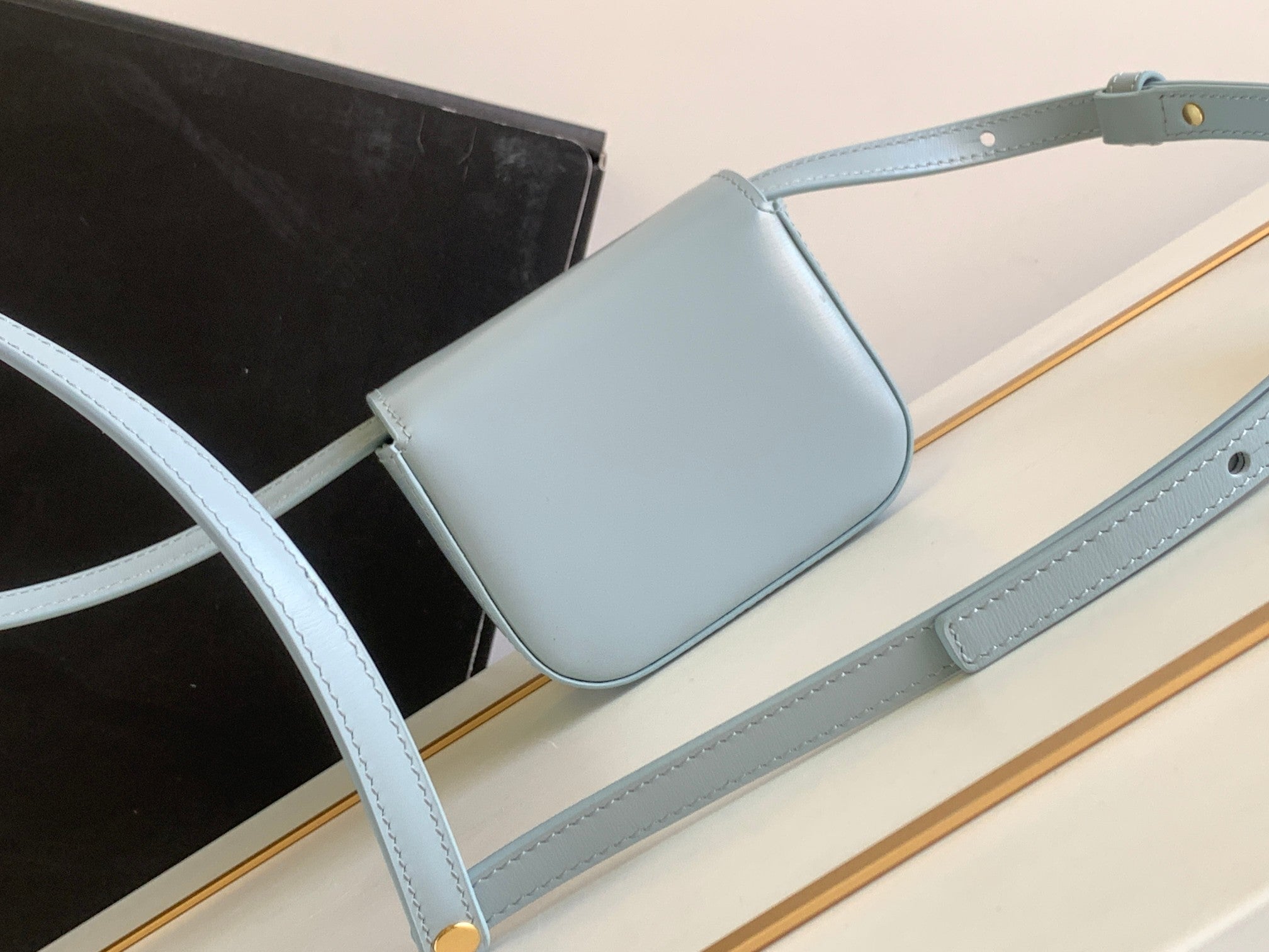 TEEN TRIOMPHE 11CM CUIR DE VEAU BLEU CLAIR