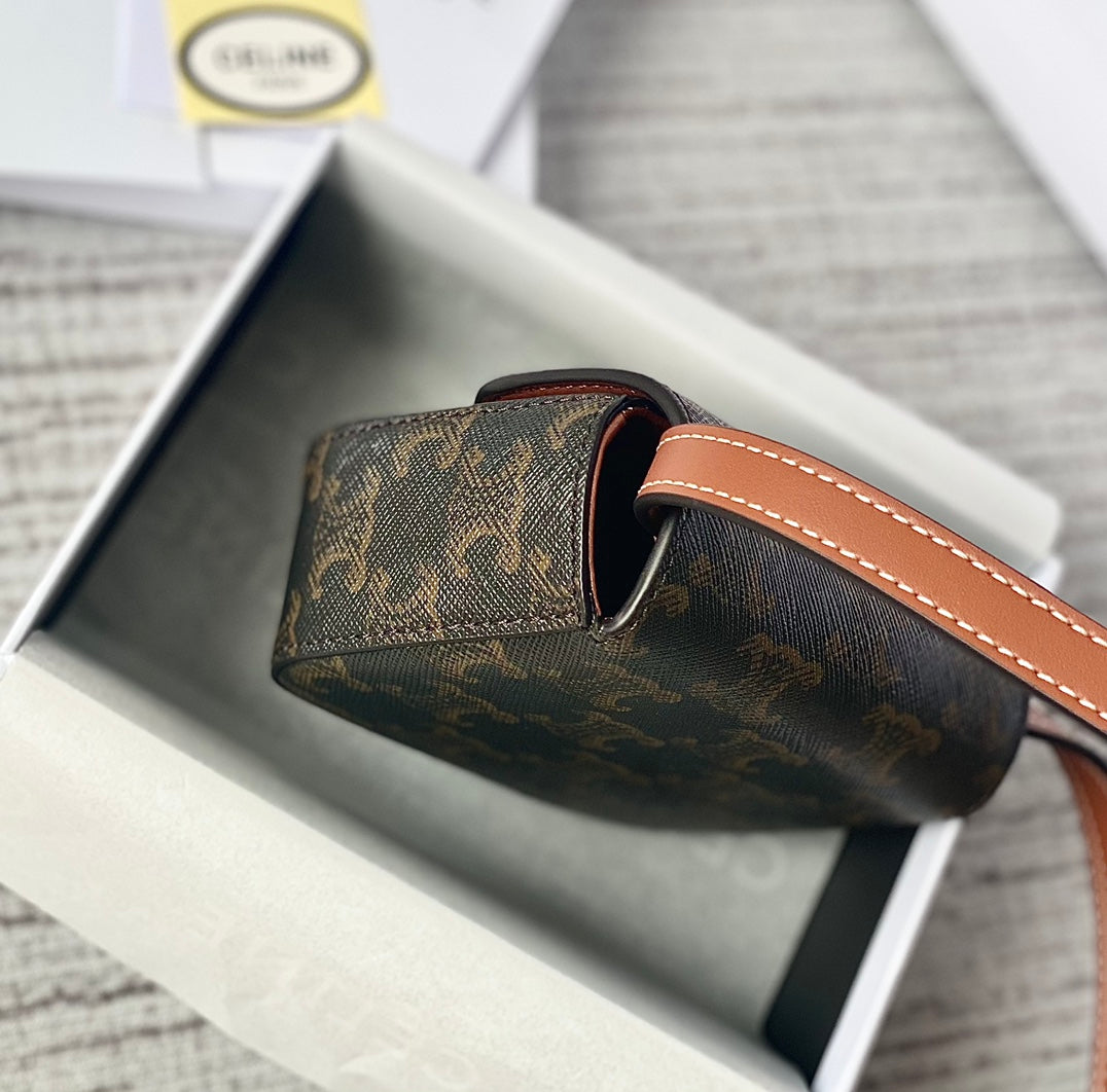 TEEN TRIOMPHE 11CM CUIR DE VEAU MONOGRAMME MARRON