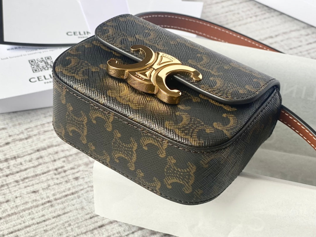 TEEN TRIOMPHE 11CM CUIR DE VEAU MONOGRAMME MARRON