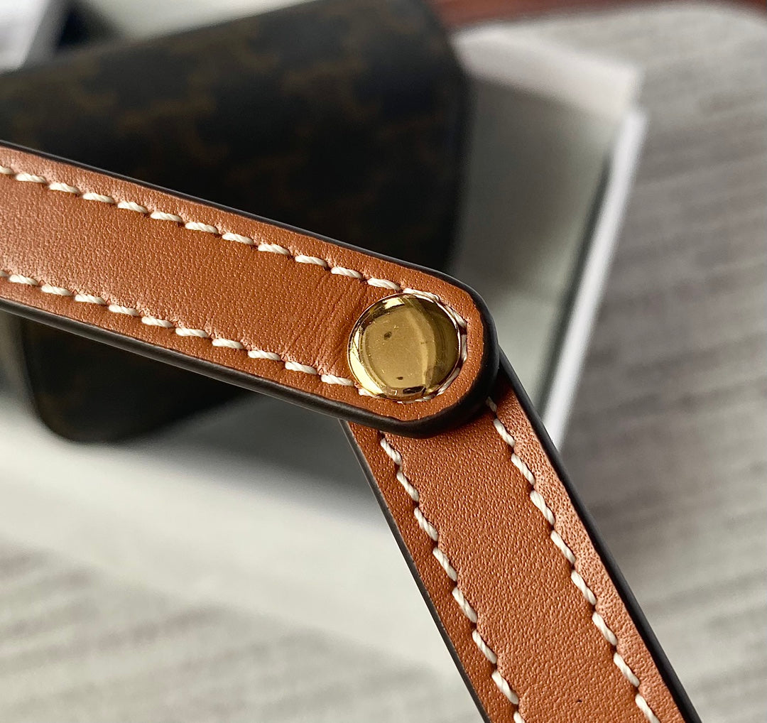 TEEN TRIOMPHE 11CM CUIR DE VEAU MONOGRAMME MARRON