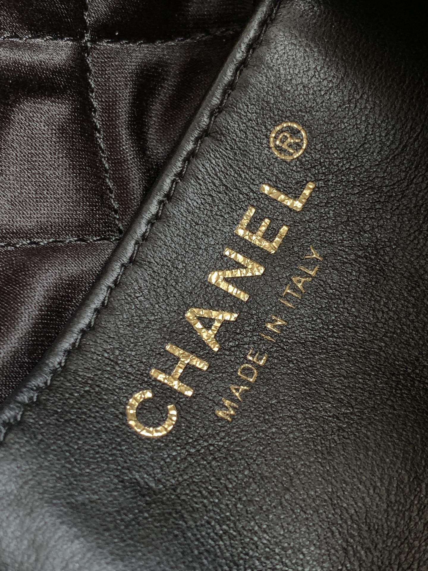 CC MINI 22 BAG 23CM GOLD WOVEN COWHIDE BAG