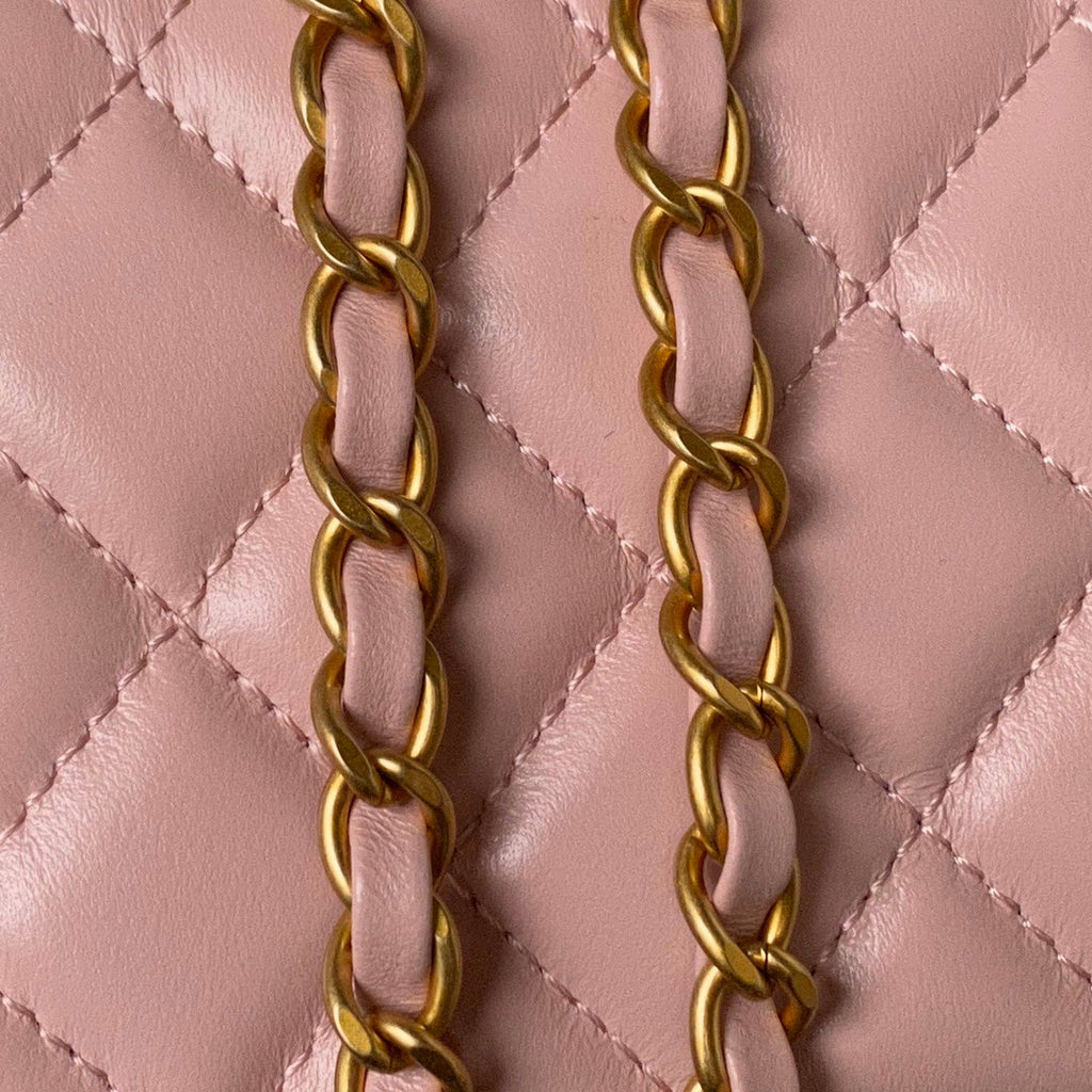CC VANITY CASE 17CM PINK LAMBSKIN GOLD HARDWARE