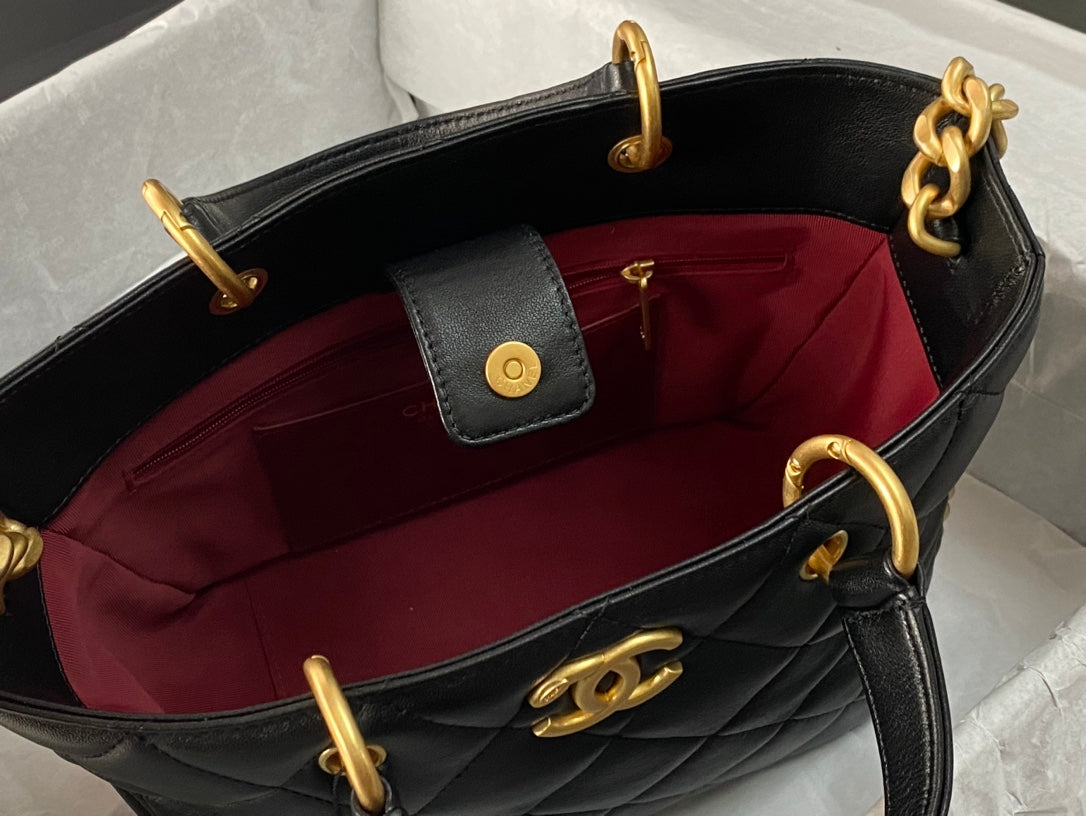 CC 2WAY CHAIN SHOULDER TOTE BAG BLACK LEATHER
