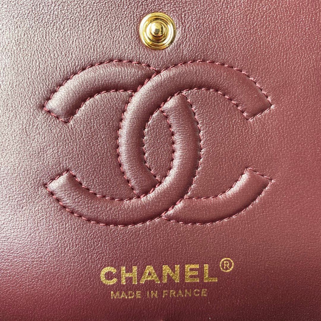 MEDIUM CLASSIC FLAP BAG 23CM BLACK LAMBSKIN GOLD HARDWARE